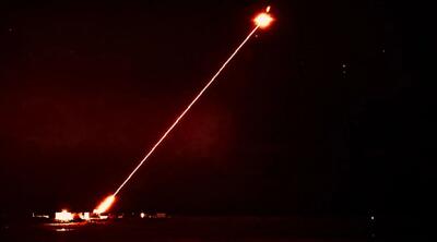  ۵ لیزر نظامی دیوانه‌وار که در سال ۲۰۲۵ دفاع را متحول کردند | گیمفا