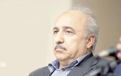 مرتضی افقه اقتصاددان: همتی چطور می‌خواهد متغیرهای بیرونی را مدیریت کند؟