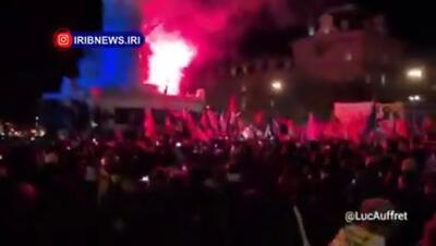  به آتش کشیدن پرچم آمریکا در پاریس + فیلم