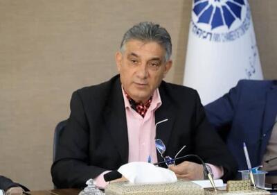  رئیس خانه صنعت و معدن فارس: مشکل این است که اقتصاد گرفتار سیاست شده است