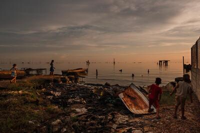 روایت سقوط یک اقتصاد نفتی؛ بزرگ‌ترین ذخایر نفت جهان هم نجات‌بخش اقتصاد نشد