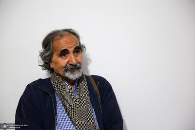  آزاد ارمکی: نمی‌توانیم معترضان را خائن یا بیگانه قلمداد کنیم/ جامعه را به رسمیت بشناسیم/ مواجهه دولت چهاردهم با این اعتراضات درخشان بود/ دشمن وقتی انسجام ملی را ببیند، نمی‌تواند دخالت کند