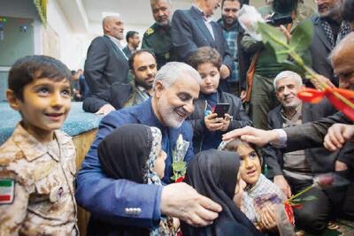 سردار سلیمانی فراتر از یک فرمانده