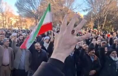 فیلم/ تجمع مردم بروجرد برای محکوم‌مردن اقدامات اغتشاشگران