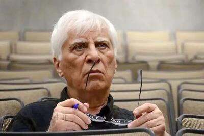 تصویری که بر روی مزار بهرام بیضایی نصب شد