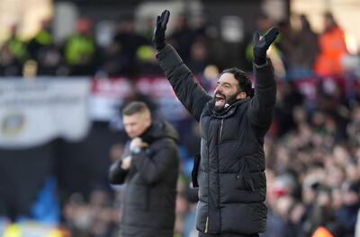 آموریم: بازیکنی که خودش در منچستریونایتد باشد و حواسش جای دیگری، کارش می‌لنگد - پارس فوتبال