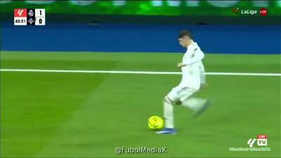 ویدیو: گل دوم رئال مادرید به بتیس توسط گارسیا - پارس فوتبال