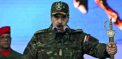 اخبار لحظه به لحظه از حمله آمریکا به ونزوئلا امروز یکشنبه ۱۴ دی ۱۴۰۴ | موقعیت‌یابی مادورو توسط سیا