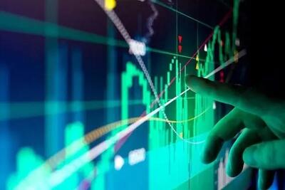 پیش‌ بینی بورس فردا دوشنبه 15 دی 1404/ عرضه‌ها به طور کامل متوقف می‌شود؟