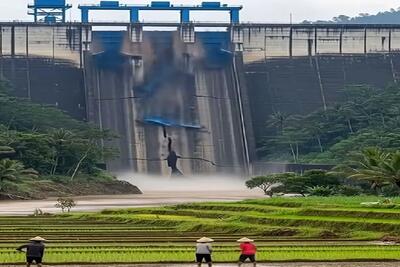  معماری طبیعت؛ آب سد حجمش زیاد شد دیوار طاقت نیاوورد ترکید مردم رو آب برد