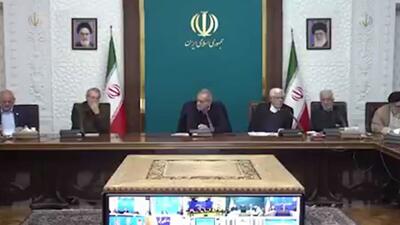  استانداران به طور مداوم با اصناف در ارتباط باشند