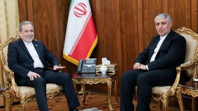  دیدار سفیر جمهوری اسلامی ایران در جمهوری آذربایجان با وزیر امور خارجه