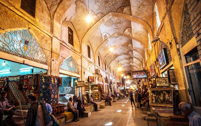 تاثیرات و پیامدهای مطالبات بازاریان بر بودجه 1405