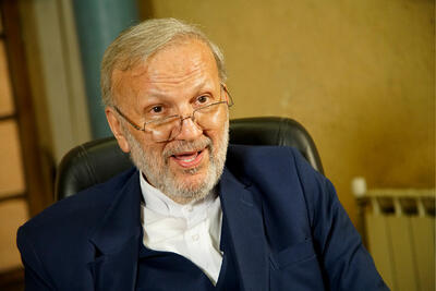 تشبیه ترامپ به «گاو وحشی» از سوی وزیر خارجه اسبق/ دعوت مردم آمریکا به «قیام همگانی» علیه ترامپ/ متکی: باید اعتراض مردم ناراضی را به جان بخریم