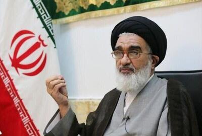  تأکید آیت‌الله سعیدی بر نقش اعتکاف در جذب جوانان به مساجد