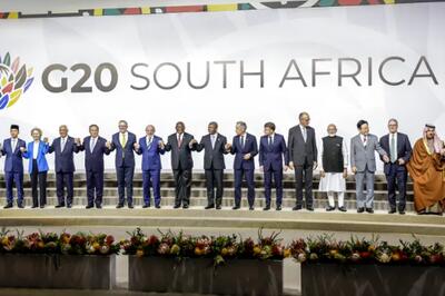  آیا اقتصاد جهانی در سال ۲۰۲۵ از هم پاشیده است؟