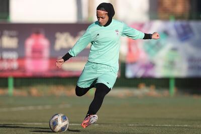 ملی‌پوش فوتبال زنان: می‌خواهیم نماینده شایسته‌ای برای ایران در جام ملت‌ها باشیم