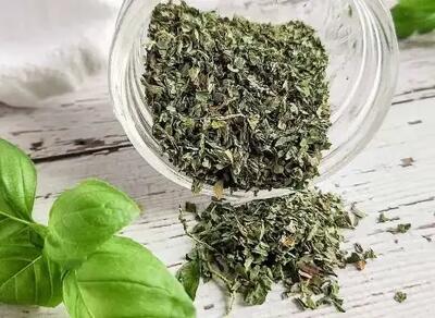 کالری ریحان : ۱۰۰ گرم ریحان تازه و خشک چند کالری دارد ؟