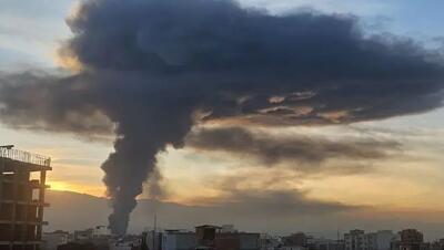 تخلیه موقت یک روستا در پی آتش‌سوزی در کارخانه کاله