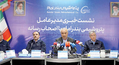 پتروشیمی‎های ایران در میان دو جبهه فشار