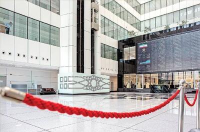 صدرنشینی پالایشی‌ها و فلزات اساسی