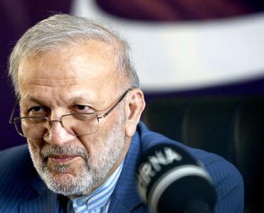 واکنش عجیب منوچهر متکی به اظهارات ترامپ / مردم آمریکا  جلوی، این  گاو وحشی  را بگیرند!