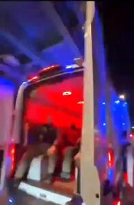 ببینید| ارتش آمریکا با باز کردن ناگهانی درب خودرو، مادورو را به مردم نشان داد