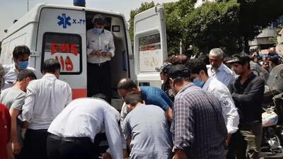  برخورد یک اتوبوس در اتوبان ارتش با مانع / ۳۸ نفر مصدوم شدند