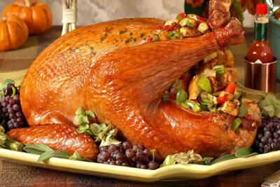  طرز تهیه مرغ شکم‌پر به سبک مادربزرگ‌ها