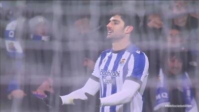 گل اول رئال سوسیداد به اتلتیکو مادرید (گونسالو گوئدس)