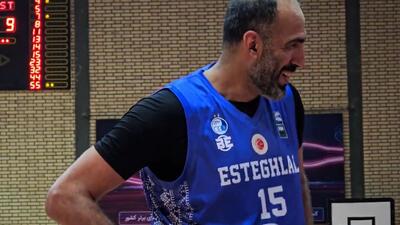 استفاده از لوگوی دو ستاره باشگاه استقلال برای تیم‌های غیرفوتبالی این باشگاه