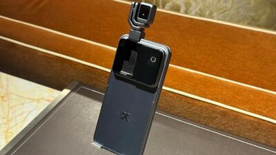 گوشی رباتیک آنر با دوربین گیمبال‌دار در CES ۲۰۲۶ به نمایش درآمد