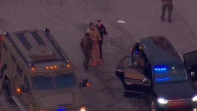 تصاویر جدید از انتقال مادورو و همسرش از زندان به دادگاه نیویورک