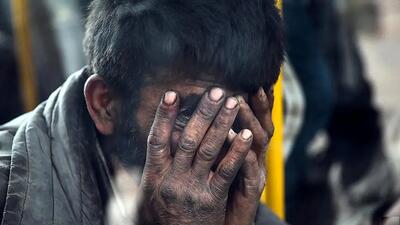 فقر بیخ گلوی طبقه‌ی کارگر را چسبیده/ نرخ سبد معیشت چند است؟/ راهکارهای بی‌تاثیر دولت