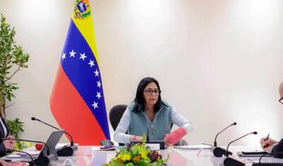 رودریگز نخست نشست کابینه پس از تجاوز آمریکا را برکزار کرد