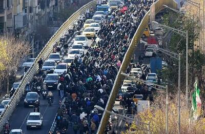 از نظر سیاسی شرایط به حمله نظامی نرسیده است/ اگر بگوییم اعتراضات صرفا کار دشمن است، اشتباه کرده‌ایم