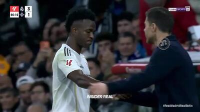  ویدئو: چرا برنابئو علیه ستاره خودش سوت می‌زند؟