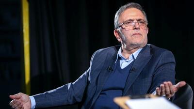 دولت از سیاست حذف ارز ترجیحی عقب نشینی نکند