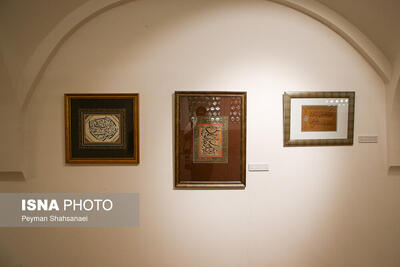  برگزاری آئین افتتاح نمایشگاه دوسالانه خوشنویسی با حضور وزیر در قزوین