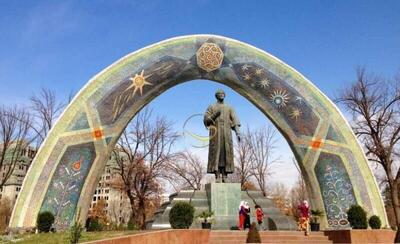  رودکی؛ از عزیزی در دربار سامانی تا کورشدن به دست پادشاهان