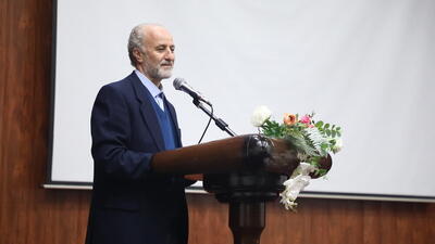  معاون استاندار قم: مدیران رسانه‌ و روابط عمومی‌ها خط مقدم مقابله با جنگ ترکیبی هستند
