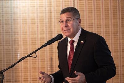 سفیر ونزوئلا در ایران: استقلال و حاکمیت ما قابل مذاکره نیست