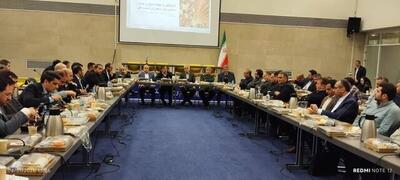 بازار باید در اختیار بازاریان باشد/ دولت مدیریت یارانه را به مردم واگذار کرد