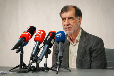 باهنر: نمی‌توانیم دور کشور سیم خاردار بکشیم و خودمان همه مشکلات اقتصادی را حل کنیم/ حتماً تحریم‌های آمریکا بر اقتصاد ما سایه انداخته اما...