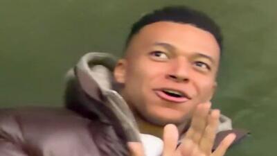 ویدیو| وقتی امباپه تحت تاثیر قرار می‌گیرد، یعنی اتفاق فوق‌العاده‌ای رخ داده!