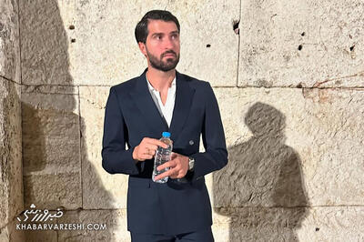 استوری کریم انصاری‌فرد درباره سفره مردم؛ حق مردم شریف و نجیب ایران این نیست