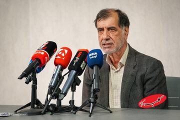  باهنر: نمی‌توانیم دور کشور سیم خاردار بکشیم و خودمان همه مشکلات اقتصادی را حل کنیم/ حتماً تحریم‌های آمریکا بر اقتصاد ما سایه انداخته اما... - کلبه سرگرمی