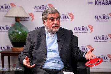 علی جنتی:  مردم ناراضی چاره‌ای نداشتند که به خیابان آمدند/ مردم می‌پرسند فردی مثل بابک زنجانی که محکوم به اعدام شده بود، چگونه آزاد شد؟ - کلبه سرگرمی