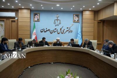 انتخابات فرصت مناسبی برای انتخاب افرادی کاردان و متخصص برای انجام مسئولیت‌های قانونی است