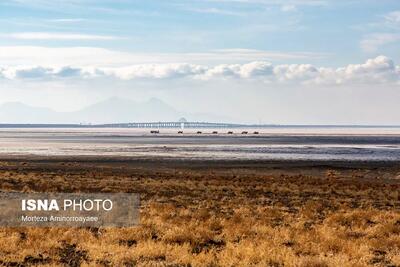 تصاویر تلخ از دریاچه ارومیه در زمستان ۱۴۰۴